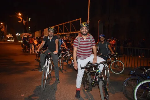 night cycling in Mumbai