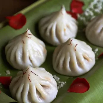 modak in Pune