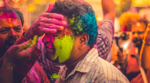 Rang Barse!! Celebrate Festivies With These Holi Events In Pune!