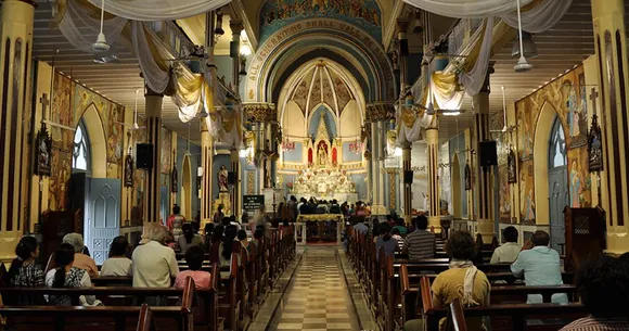 #Christmas2021: Here's a list of Churches for attending Christmas mass in Mumbai!