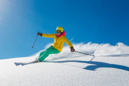 Get your adrenaline kick in! Try these winter sports in India this season!