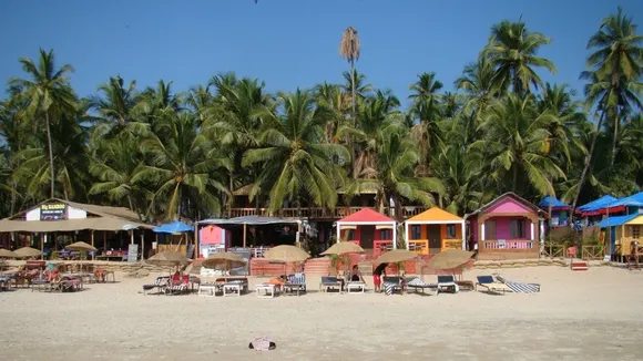 Thinking of Chilling on a Beach? Goa-Style Beach Shacks will soon be seen on the Konkan Coast!