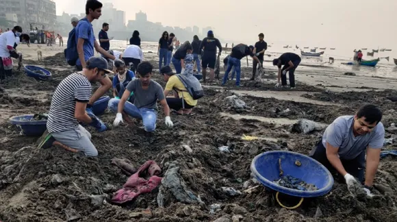 Meet the Beach Warriors behind the most impactful beach cleanups in Mumbai