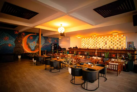 Salud Kitchen and lounge in Goa is a blend of tropical vibes, stunning views, and techno beats!
