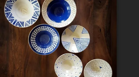 Pottery Classes in Pune for the creative keeda inside you! Its time for some throw on the wheel.
