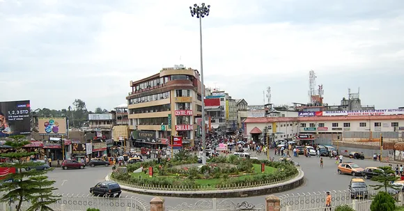 Police Bazaar in Shillong; a hub for Bamboo craft, imported clothes, Tibetan jewellery, and delicious regional food!