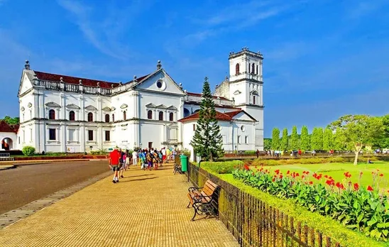 Visit these 7 churches in Goa during Christmas!