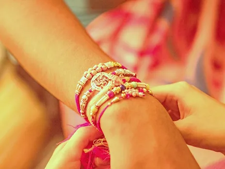 Buy Sustainable Rakhis and celebrate the festival in an Eco-friendly way!