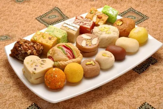 This Diwali, order sweets online in Mumbai!