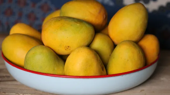 Order mangoes Online and get them delivered to your Doorstep