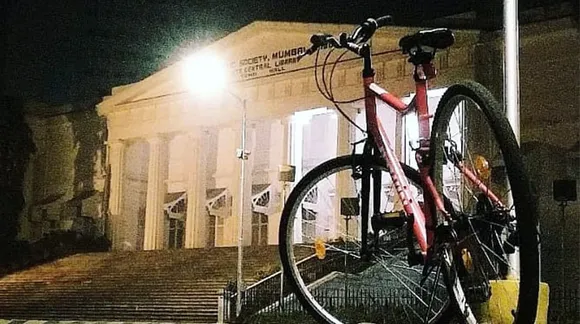 These Midnight Cycling Groups In Mumbai Will Introduce You To A New Side Of The City!