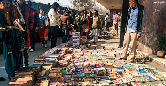 Daryaganj Sunday Book Market, now at Mahila Haat, still carries a wondrous charm!