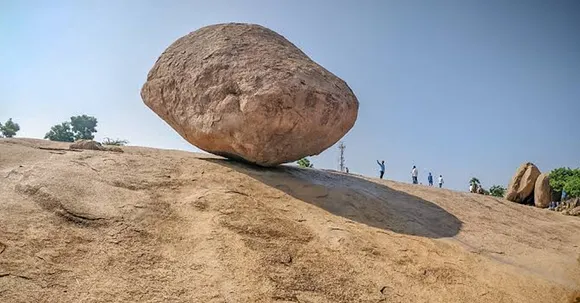 Krishna's butterball in Tamil Nadu is defying all the laws of physics and has become a tourist spot!