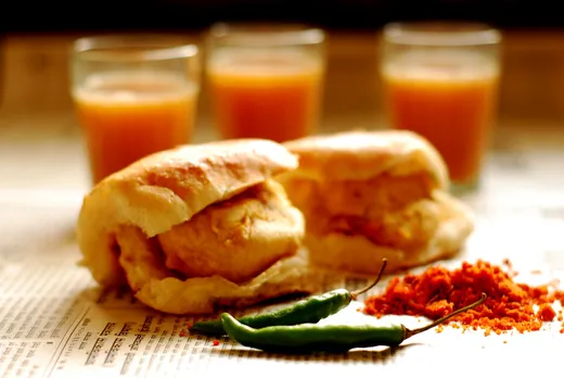 Dive deep into the history of vada pav and know about its origin in the city