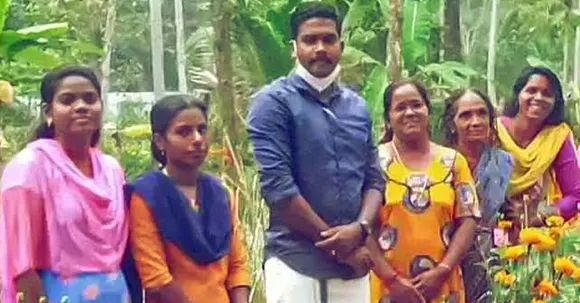 Kerala women farmers turned a village into a flowerbed!