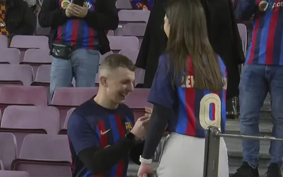 'Reception party bhi yahi kara lena' - Fans react as couple gets engaged at Camp Nou ahead of El Clasico kickoff