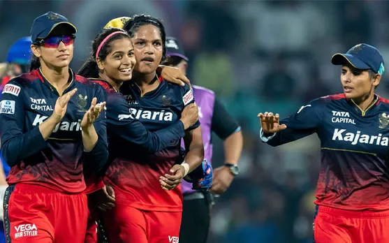 'Finally, Smriti Mandhana is smiling'- Fans can't keep calm as Bangalore register first win in Women's T20 League 2023