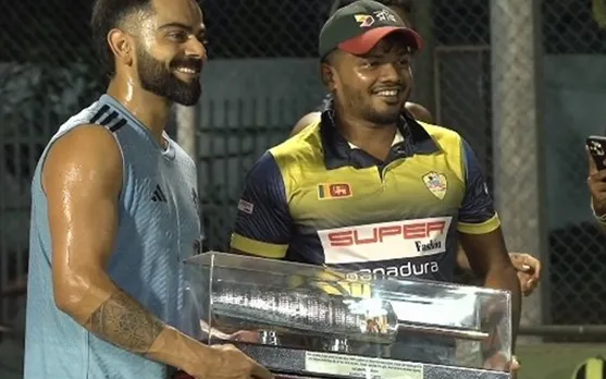 'Harr jagah pe respect hain'- Fans react as young cricketers gift silver bat to Virat Kohli in Colombo