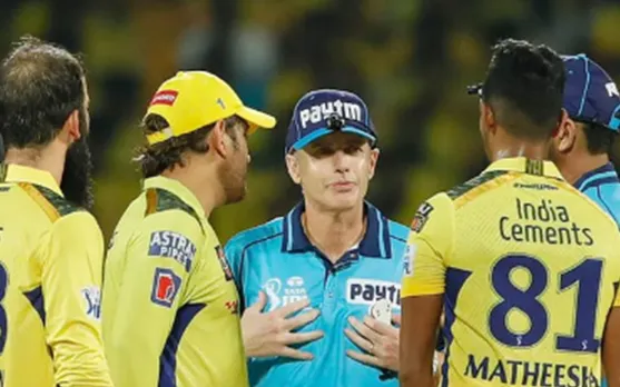 'Abhi bolne se kya ukhad liya' - Fans react as former international umpire Daryl Harper criticizes MS Dhoni for his chat with umpires during Qualifier 2