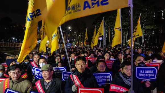 South Korean Trainee Doctors Resign En Masse in Protest Against Government Medical Policy