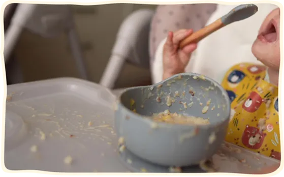 Spoonfuls of Love: Explore Spoon-Led Weaning