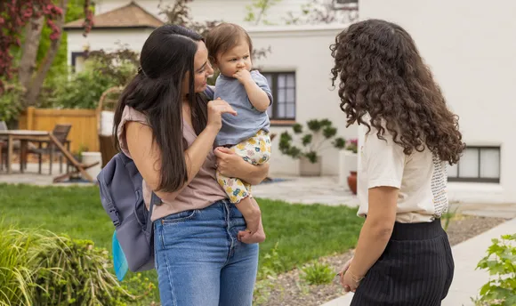 5 tips to ease your baby's stranger anxiety | Lovevery