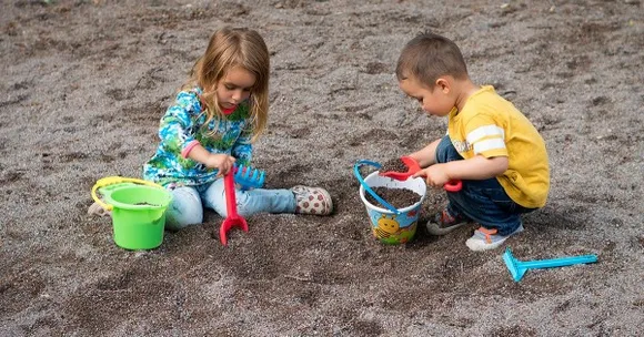 Benefits Of Sand and Water Play - Aussie Childcare Network