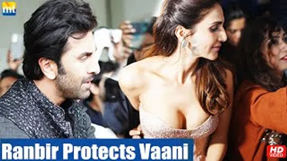 Gentleman Ranbir Kapoor PROTECTS Vaani Kapoor From The Crowd Of Crew And Media