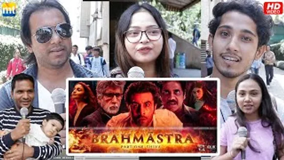 400 CRORE ki Brahmastra 75 Rs Mein, Special Public Review On National Cinema Day