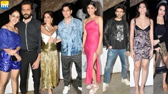 Btown Couples Kiara Advani-Sidharth Malhotra, Genelia Deshmukh-Riteish Deshmukh, Kartik Aaryan, Raveena Tandon And Others At A Friend's Birthday Bash