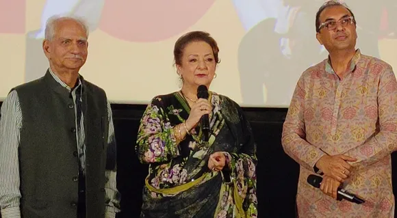 EXCLUSIVE : "There Will Never Be Another Dilip Kumar, Even Amitabh Bachhan Referred to Him As Acting Guru,"- Saira Banu