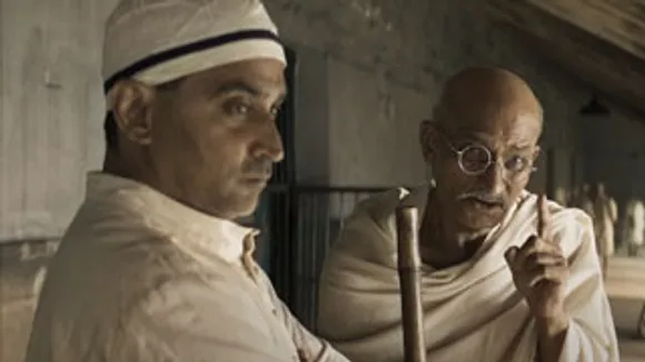 Gandhi Godse Ek Yudh Official Teaser