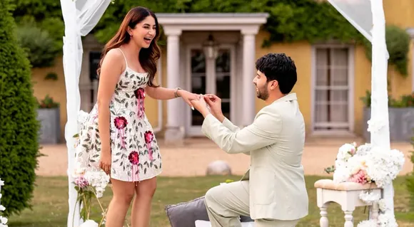 Singer Armaan Malik Gets Engaged To Aashna Shroff; Have a Look At Their Engagement Pics —