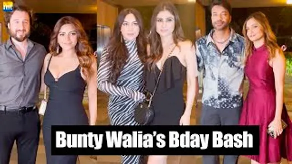 Mouni Roy, Ankita Lokhande, Shama Sikander With Their Hubby's At Producer Bunty Walia's Wife Birthday Party