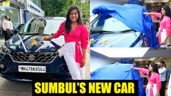 Congratulation! Sumbul Touqeer Takes BRAND NEW CAR She Won In Ravivaar With Star Parivaar