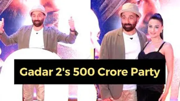 Gadar 2 Beats Pathaan to become Fastest 500 CRORE - Sunny Deol, Ameesha Patel And Others At The Celebrations