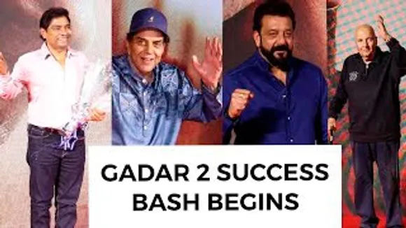 Dharmendra, Sanjay Dutt, Prem Chopra & Johnny Lever at Gadar 2 Success Bash with Deol Family