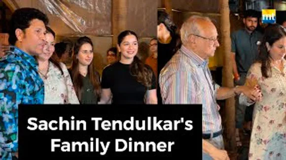 Master Blaster Sachin Tendulkar With His Family At Restaurant For Dinner