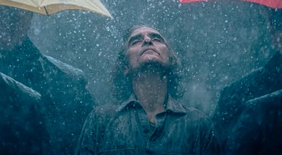 Joker 2 : Todd Phillips Shares A New Picture Of Joaquin Pheonix On 4 Years of Joker 