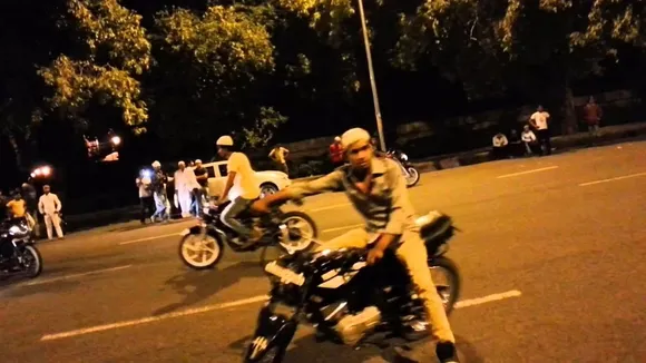 Delhi Police orders tightening grip on stunt bikers on Shab-e-Barat
