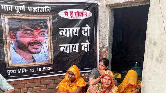 Deceased Ram Gopal Mishra's wife Roli and mother Munni Devi at their house, in Bahraich, Friday, Oct. 18, 2024.