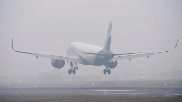 Delhi Airport Fog image Flight Delay Kolkata Airport Srinagar Airport Aviation Indigo