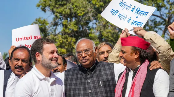 Rahul Gandhi Mallikarjun Kharge Akhilesh Yadav USA Deportation