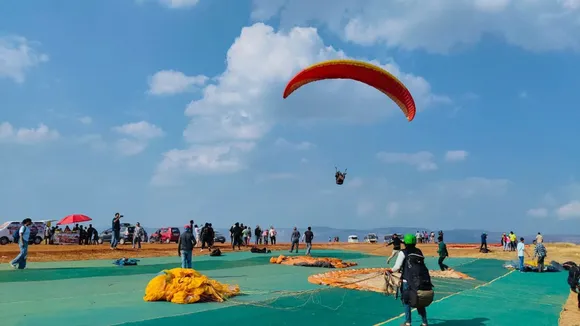 B Com Student Paraglides to Exam