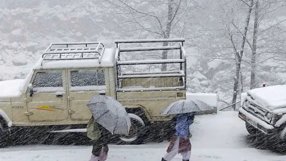 Snowfall in Jammu and Kashmir image