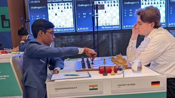 R Praggnanandhaa with Vincent Keymer
