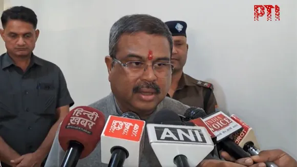 Dharmendra Pradhan image