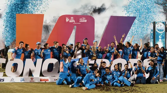 Mumbai Indians Winning WPL final