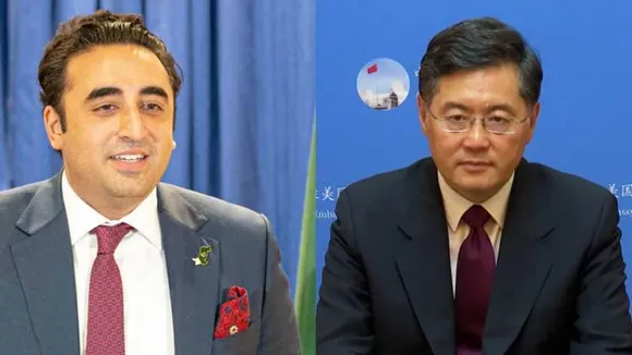 Chinese FM dials Pak FM over safety of its citizens in Pakistan