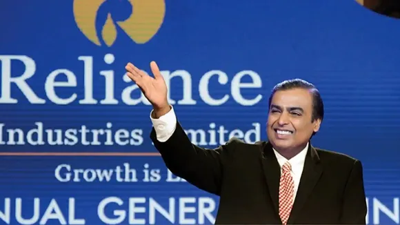 Reliance Industries shares climb nearly 1% post Q4 earnings